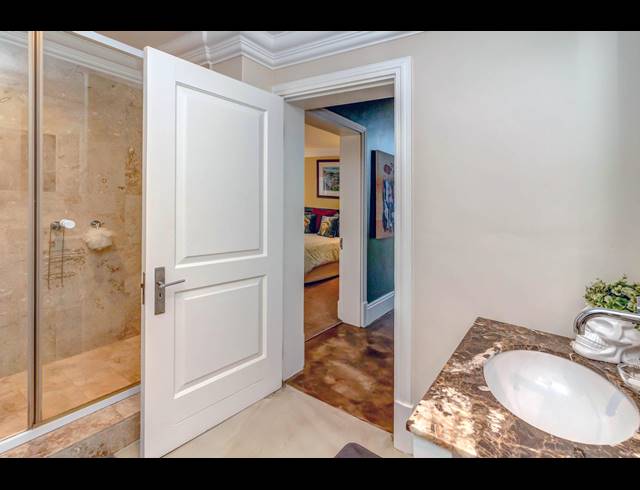 5 BEDROOM HOUSE FOR SALE IN DAINFERN VALLEY ESTATE